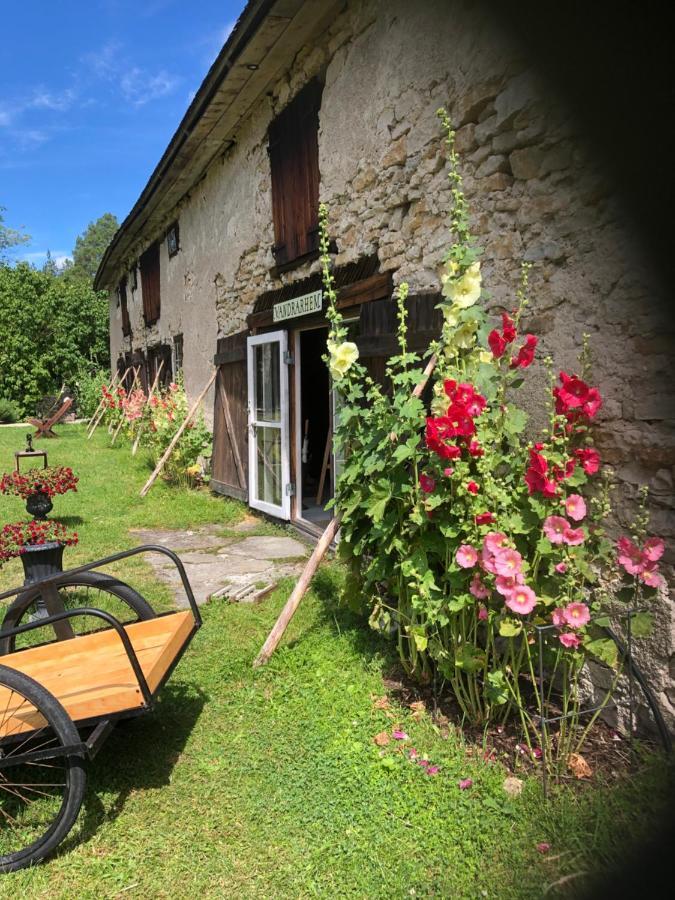 Liste Gard Hostel Ganthem Exterior photo