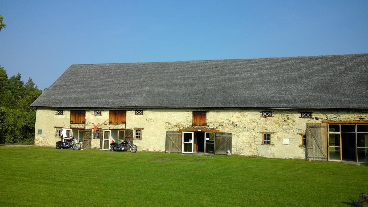 Liste Gard Hostel Ganthem Exterior photo